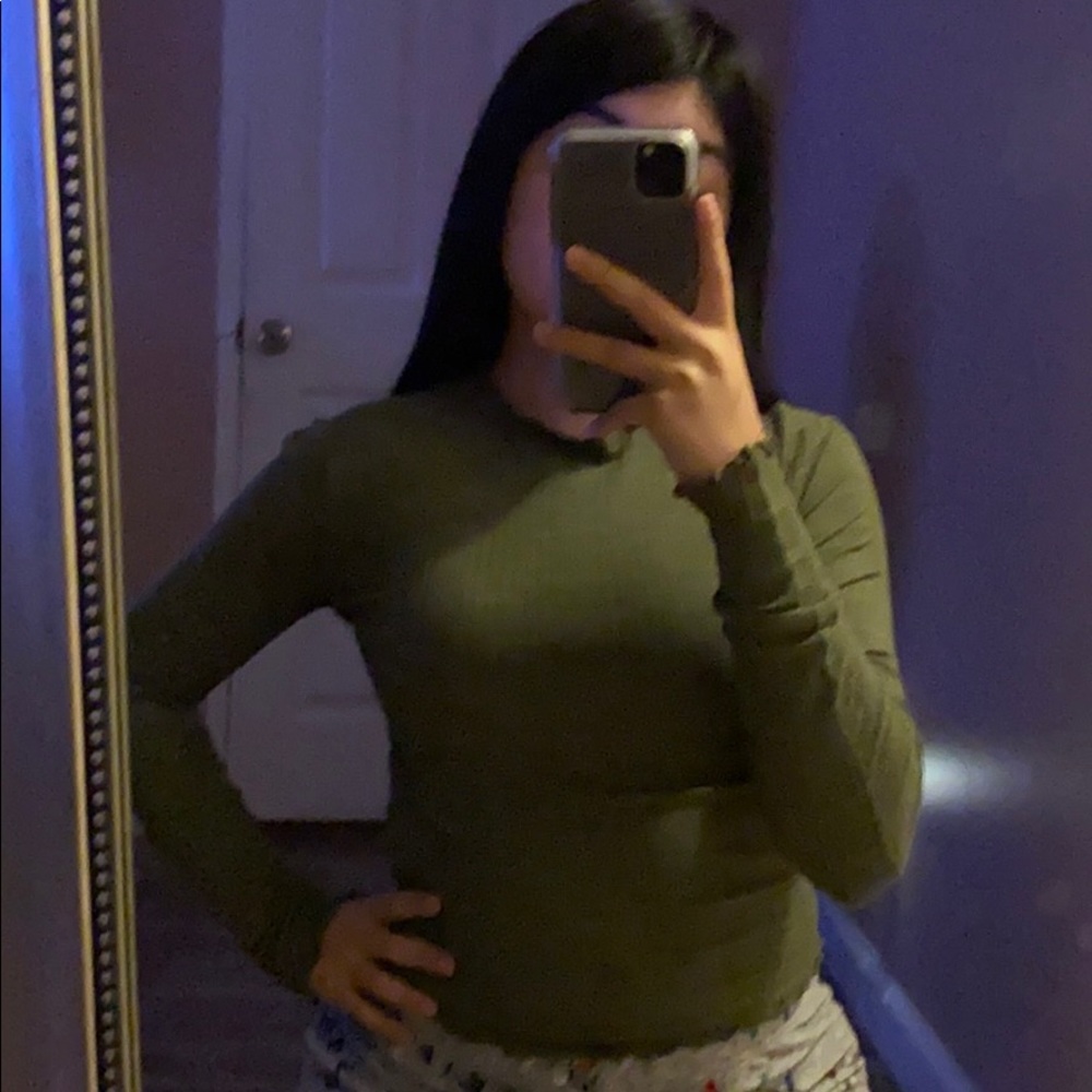 Crop tops, I have them in two colors!!